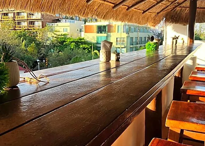 Aria Quinta Avenida & Rooftop *