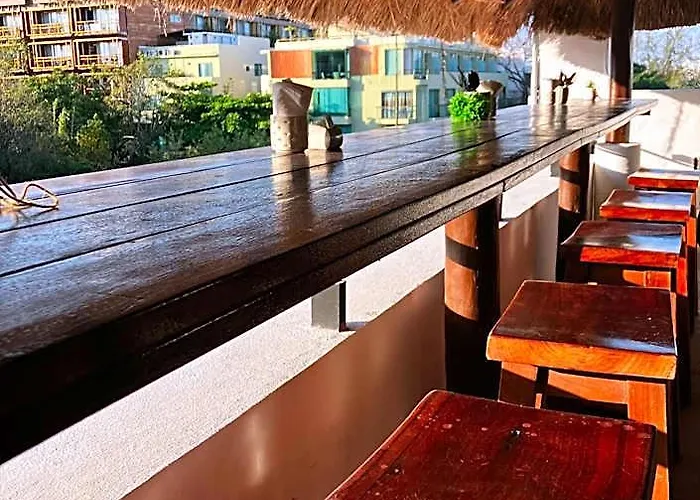 Aria Quinta Avenida & Rooftop *